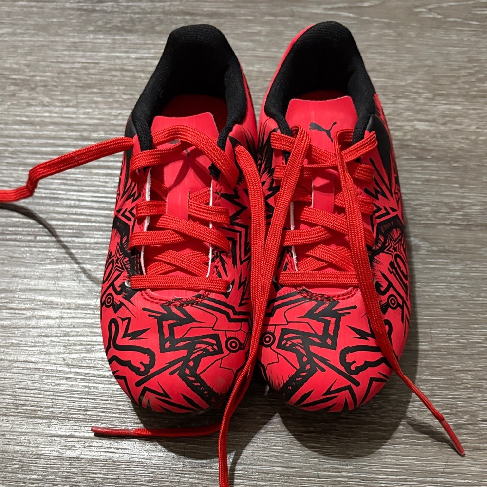 Puma Red and Black Graphic Soccer cleats size 11 kids